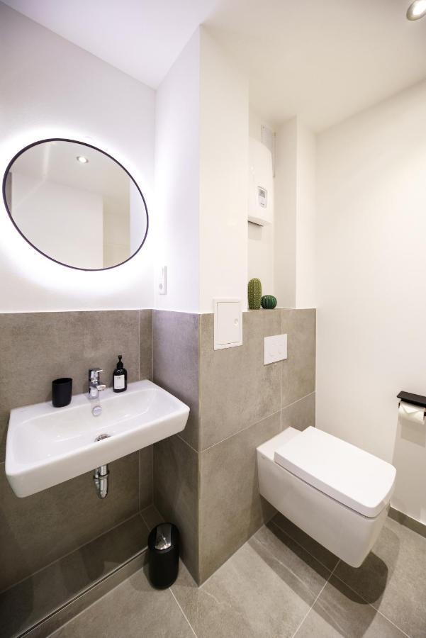 Staytona - Parkpl. - Balkon - Wlan - Netflix - Wfh Taunusstein Exterior foto